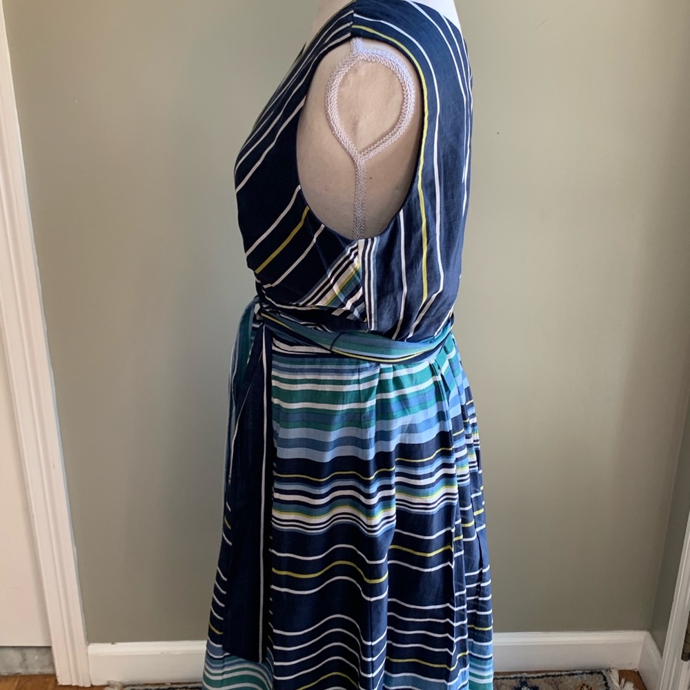 Cotton wrap dress by Rabbit Rabbit Rabbit - Picture 2 of 3